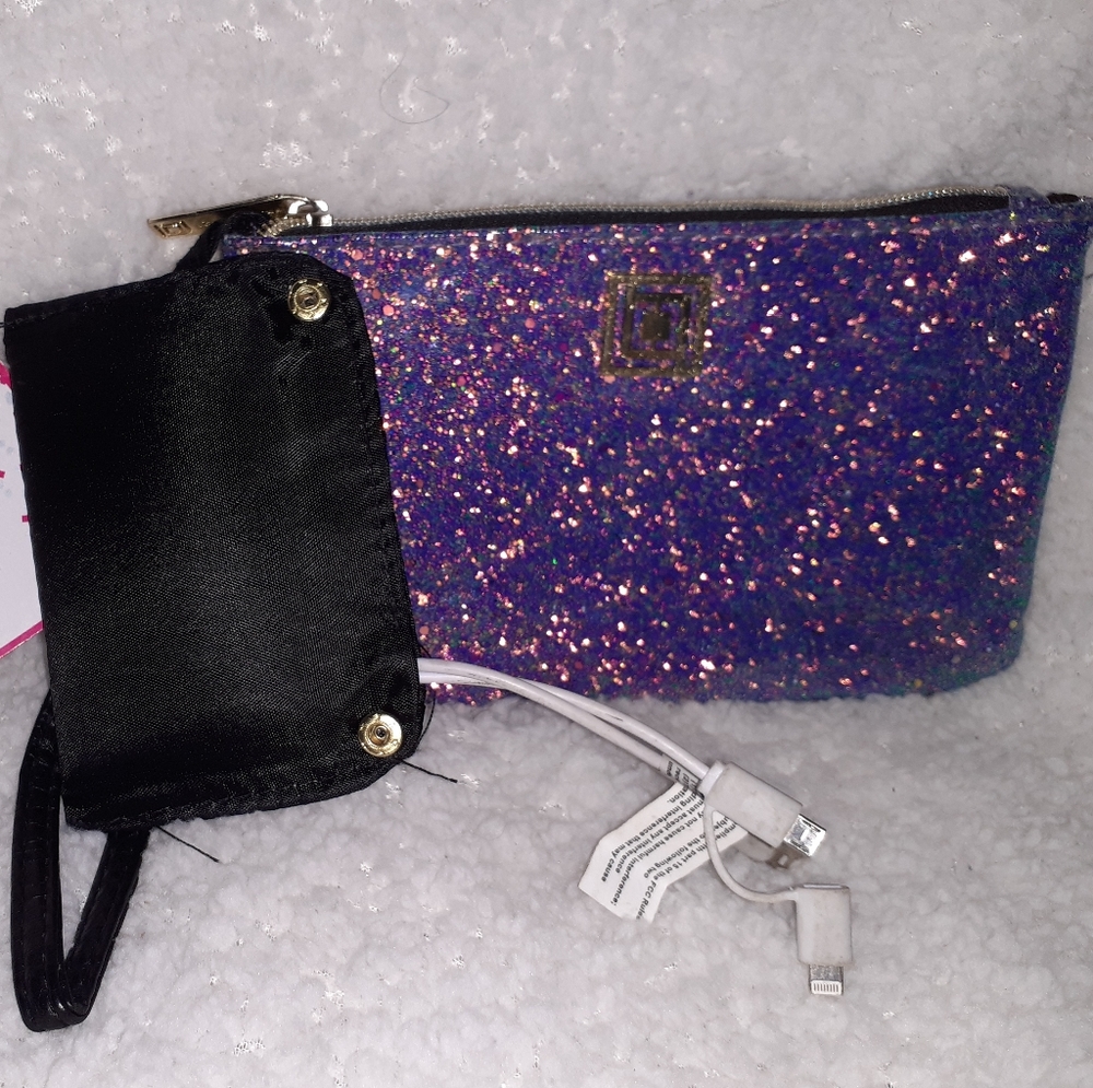 Liz Claiborne Phone Charging Wallet